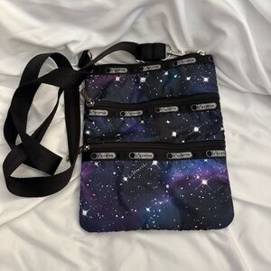 NWOT LeSportsac Galaxy Three-zip Crossbody Bag